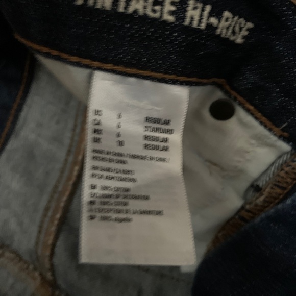 American Eagle Hi-Rise Jeans - Picture 2 of 2